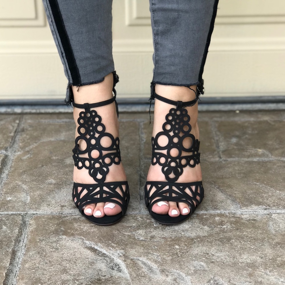 Geometric Cutouts Retro Block Heel Sandal - Picture 2 of 5